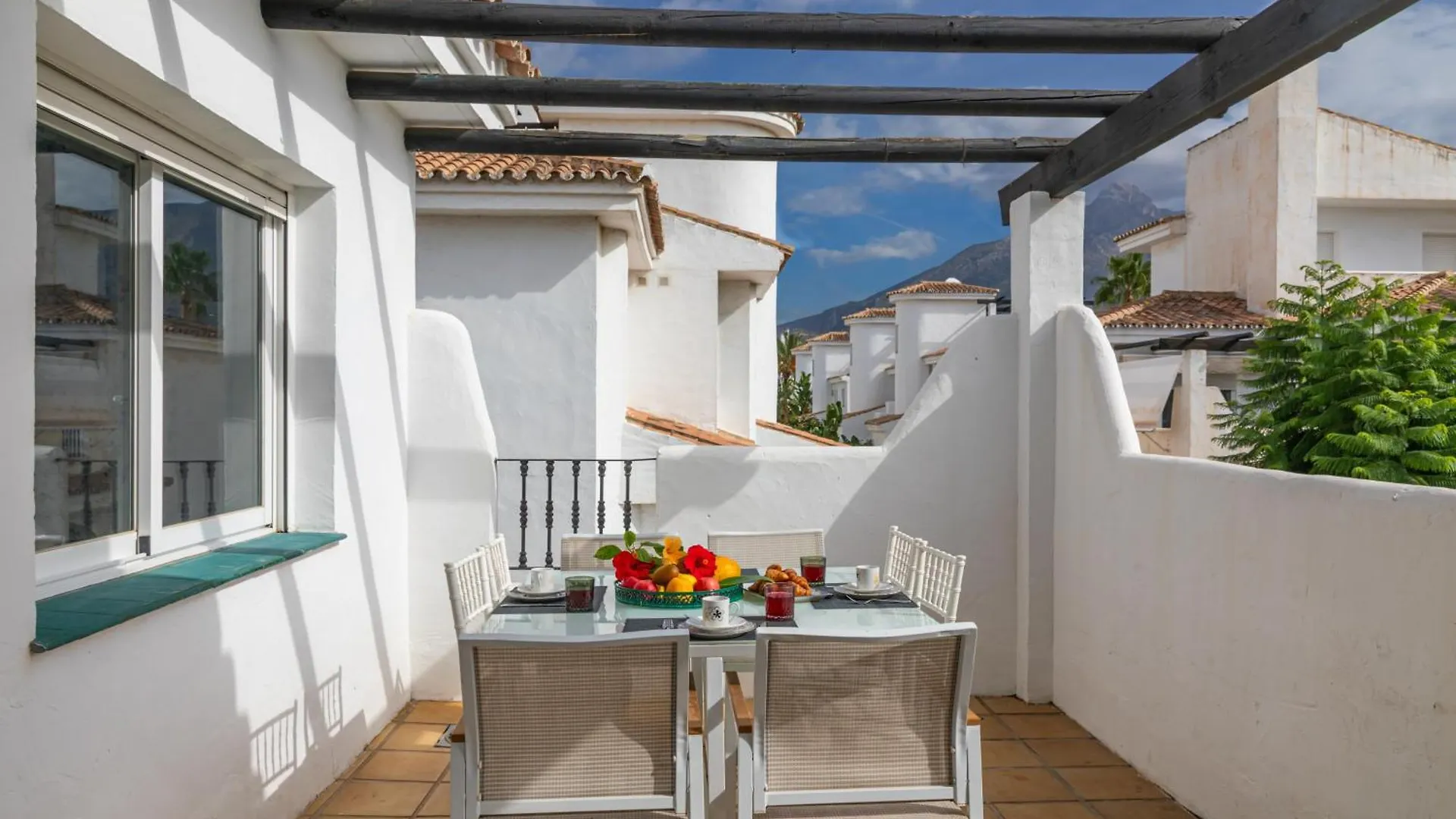 Apartment Ab Properties: Golden Mile Penthouse with Pool Near Puerto Banus Marbella