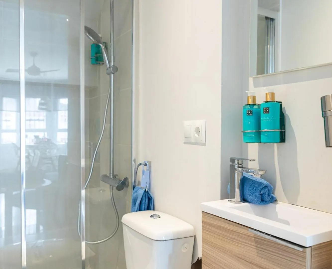 Apartment Ab Properties: Golden Mile Penthouse with Pool Near Puerto Banus Marbella
